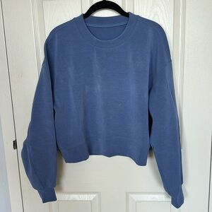 Lululemon softstreme perfectly oversized cropped crew size 4 in water drop